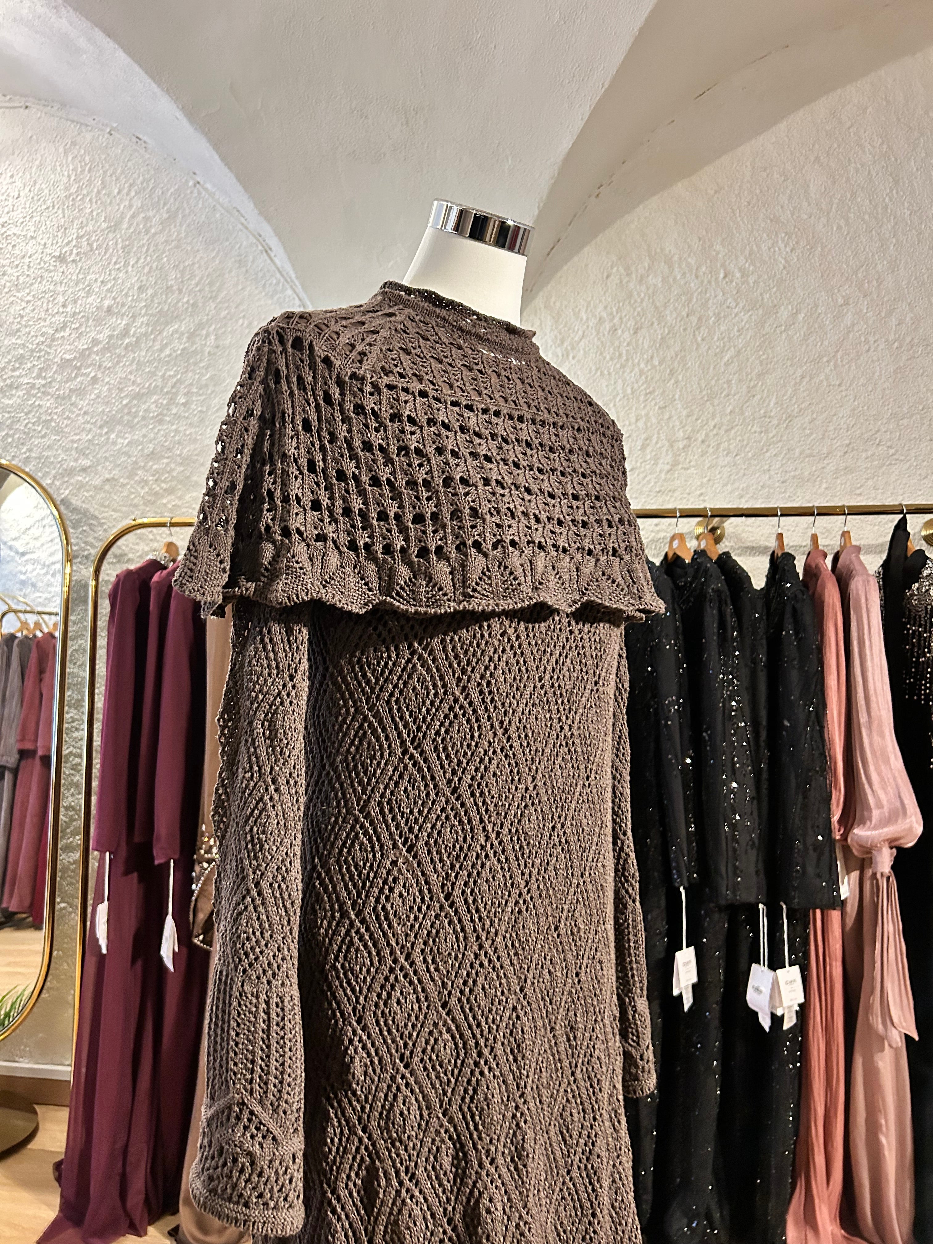 Robe Marron Dentelle