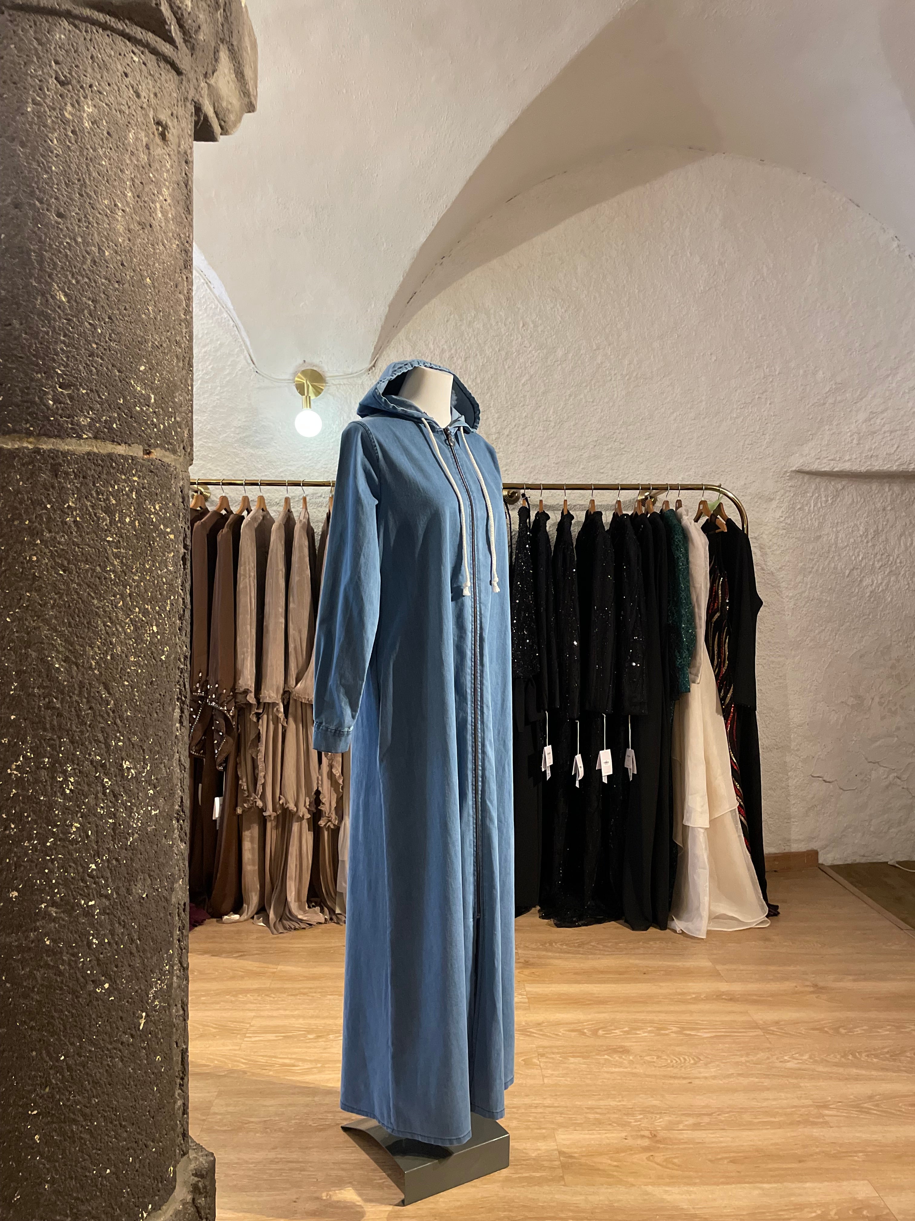 Veste en jean à capuche