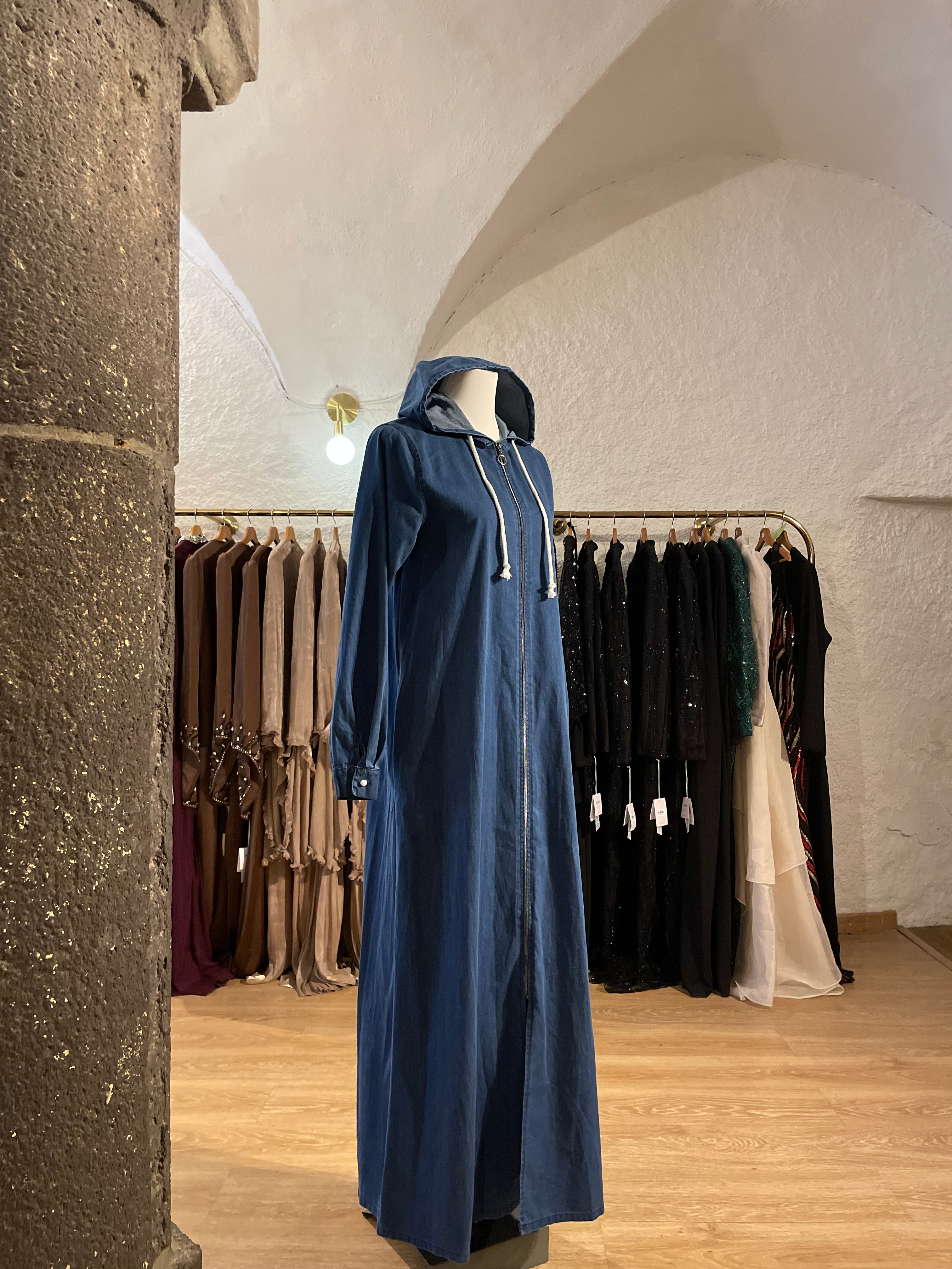 Veste en jean à capuche