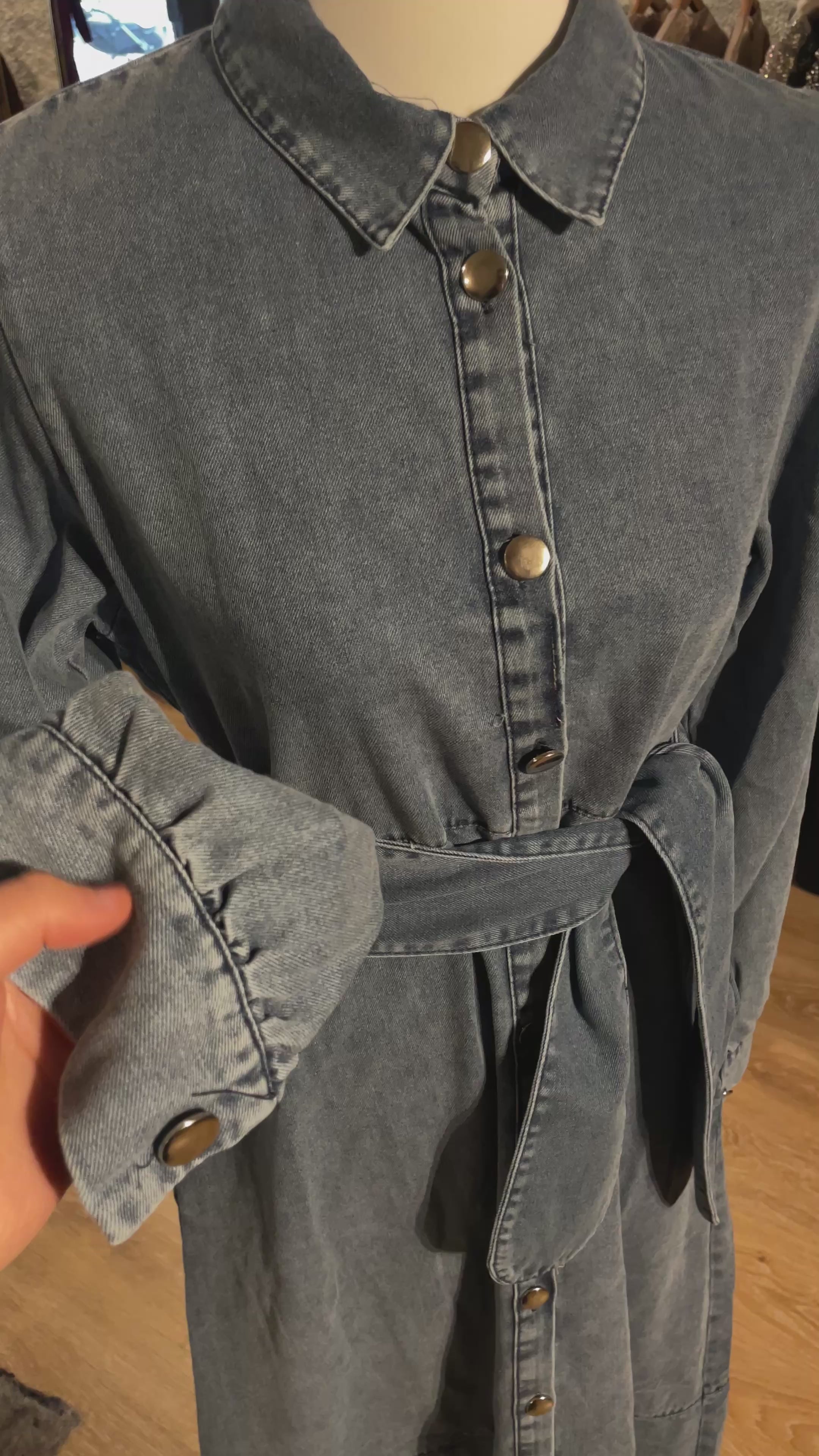 Robe en jean boutonnée